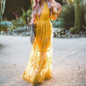 Socialite Lace Overlay Romper